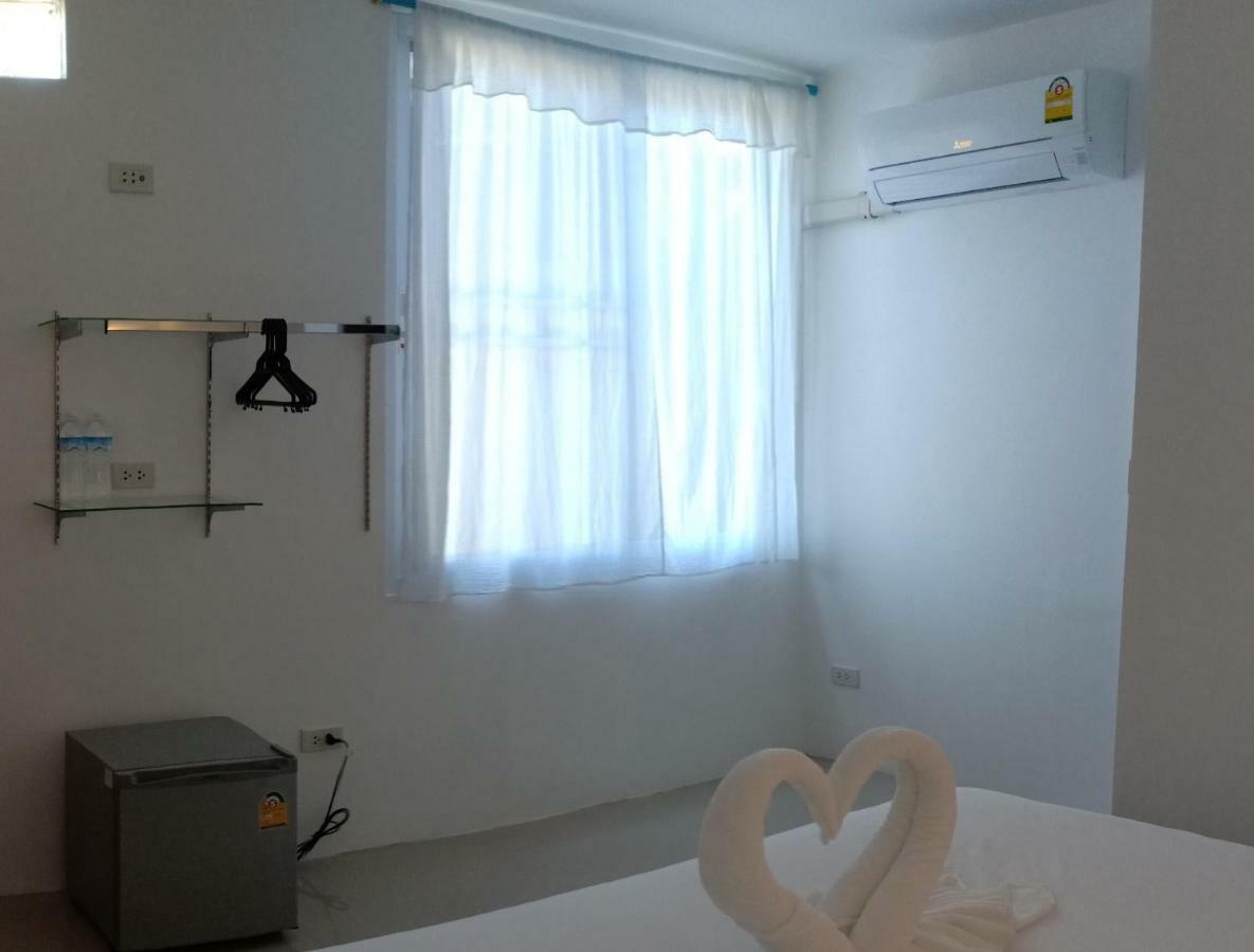 Chaweng Best Hotel And Hostel Samui エクステリア 写真