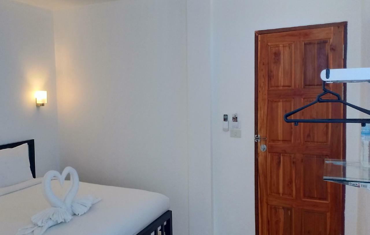 Chaweng Best Hotel And Hostel Samui エクステリア 写真